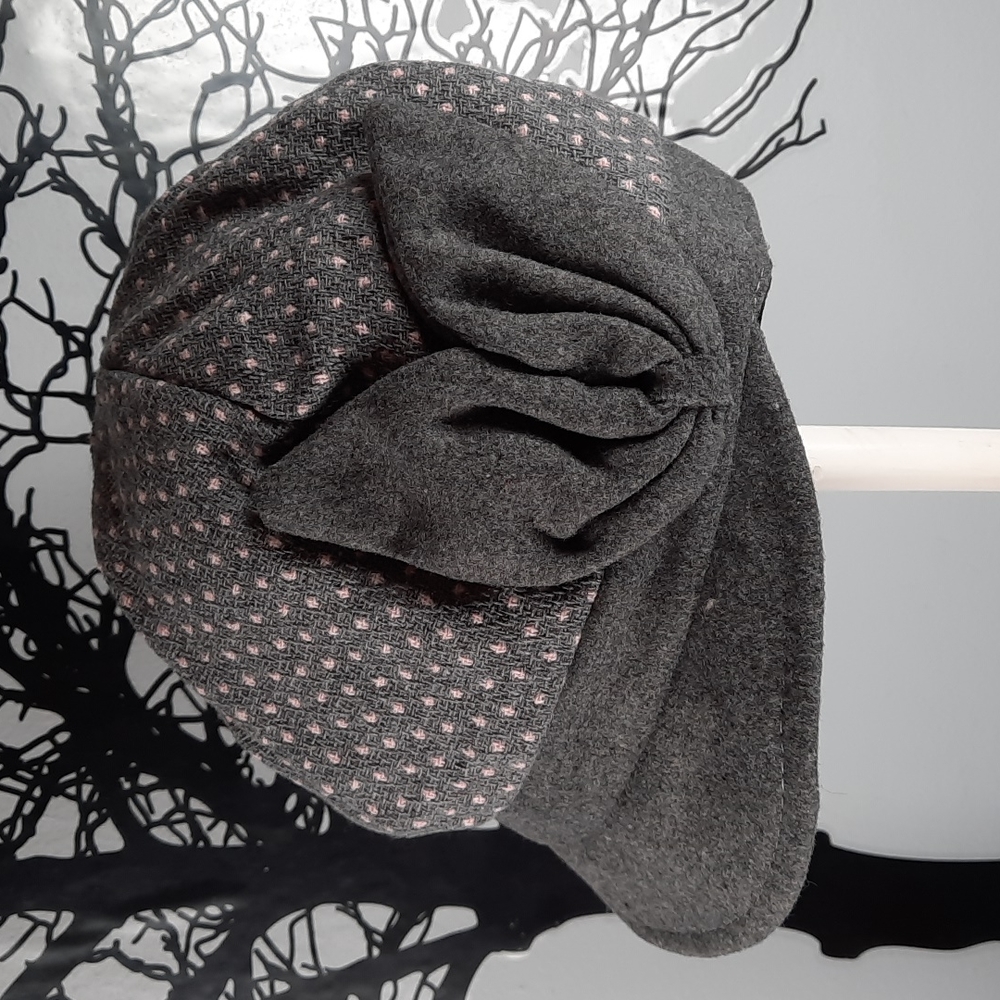 Gray Pink Polk-A-Dot Paperboy Hat Flower Accent Outerwear Fun Cute Felt Brim